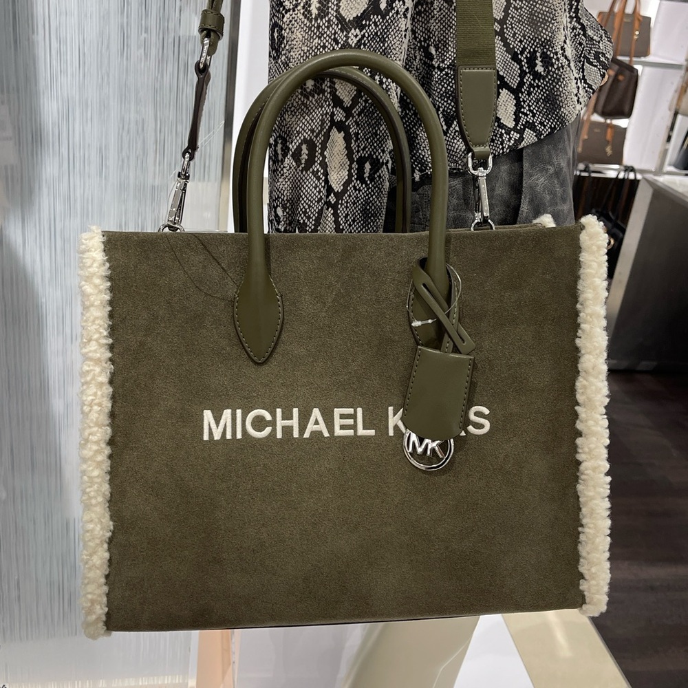 MICHAEL KORS Mirella Medium Suede and Faux Shearling Tote Bag
Olive 
NWT - Picture 3 of 16